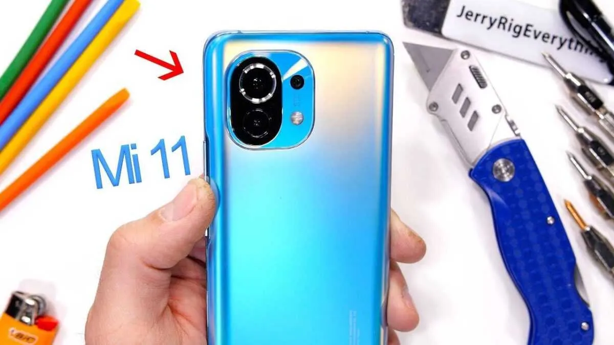 Lo Xiaomi Mi 11 è sopravvissuto a questo stress test estremo 10 maxresdefault 3