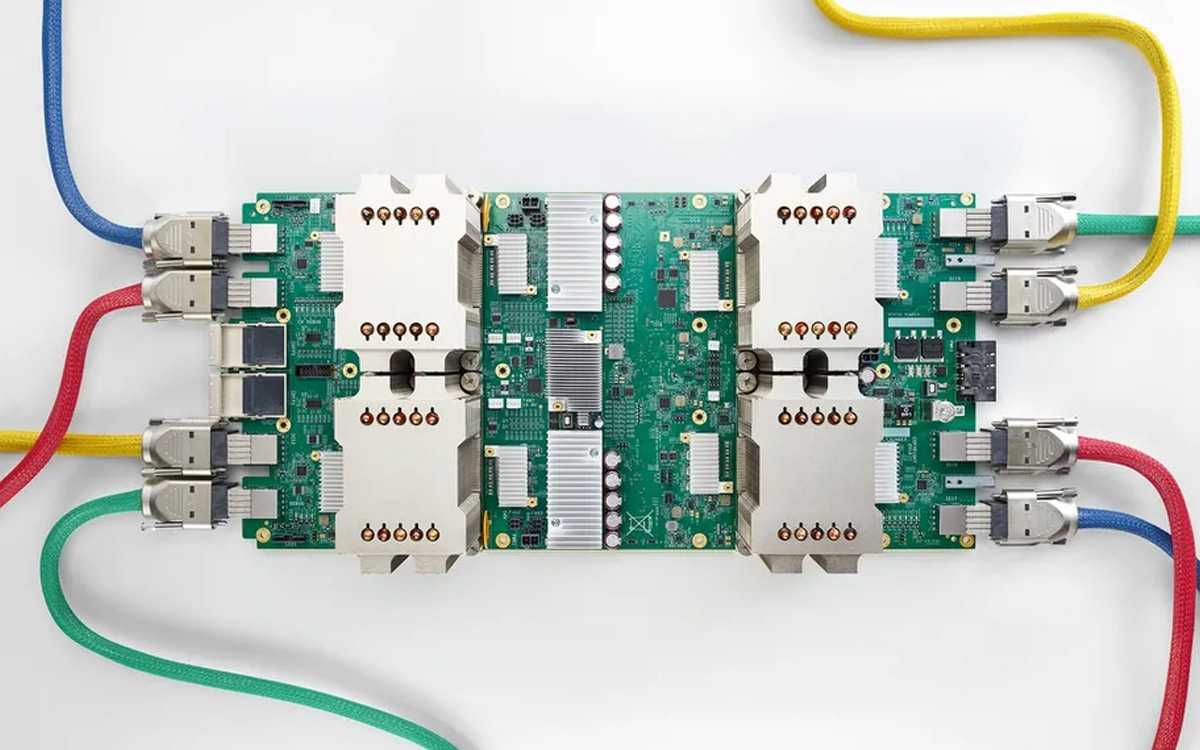 Google utilizza l'intelligenza artificiale per progettare chip ad alte prestazioni in sole 6 ore 9 tpu google