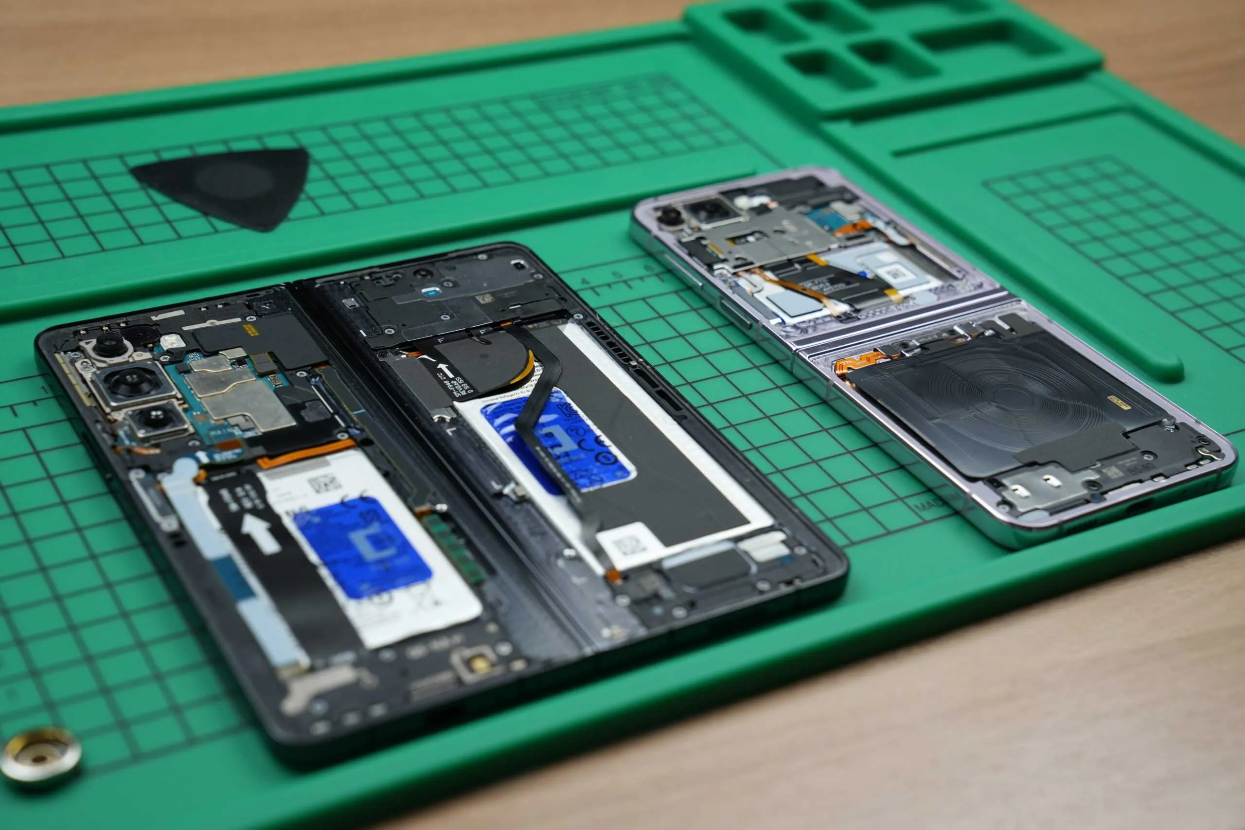 Samsung Self Repair Galaxy foldables