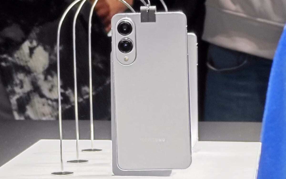 Le immagini reali del Samsung Galaxy S25 Edge sono diverse dalle immagini trapelate 12 galaxy s25 edge 1