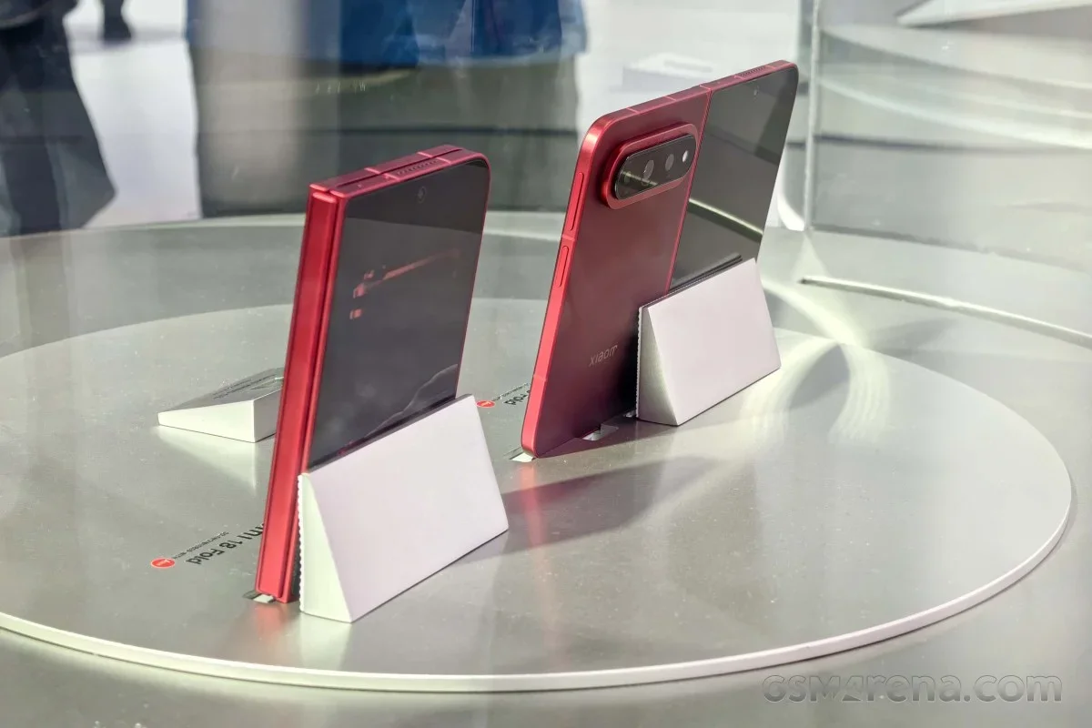 Xiaomi 18 Fold 3